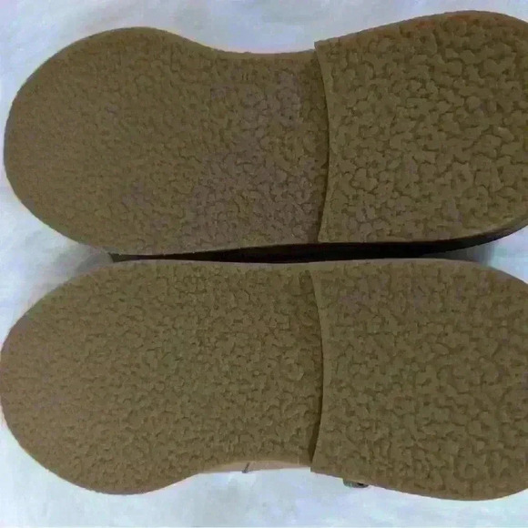 NWT KIDS' GABRIEL CHUKKA BOOT IN TAN ROOT size 3M - Picture 4 of 8